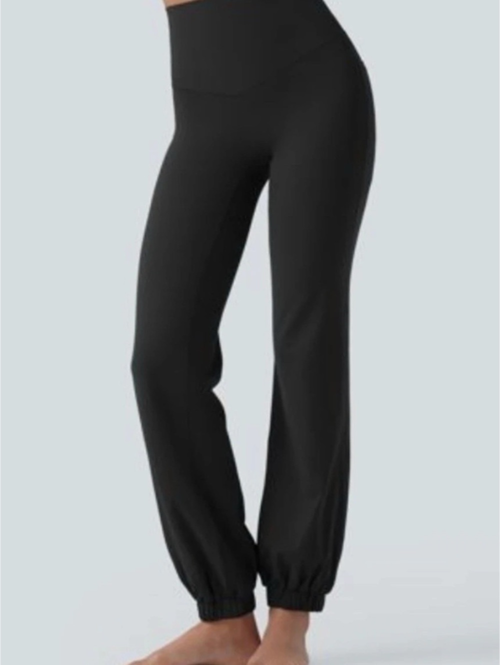 Halara Black Balloon leggings Size Medium NWT